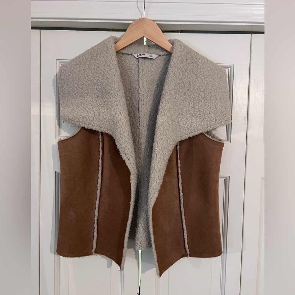 Old navy suede/sherpa vest